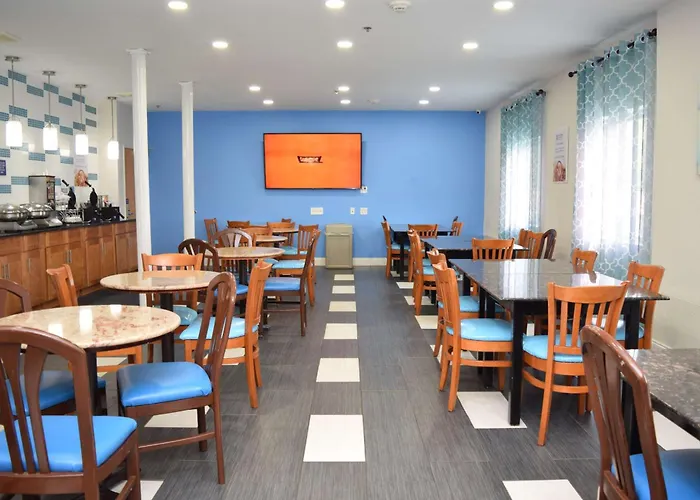 Surestay Plus Hotel By Best Western Niagara Falls East