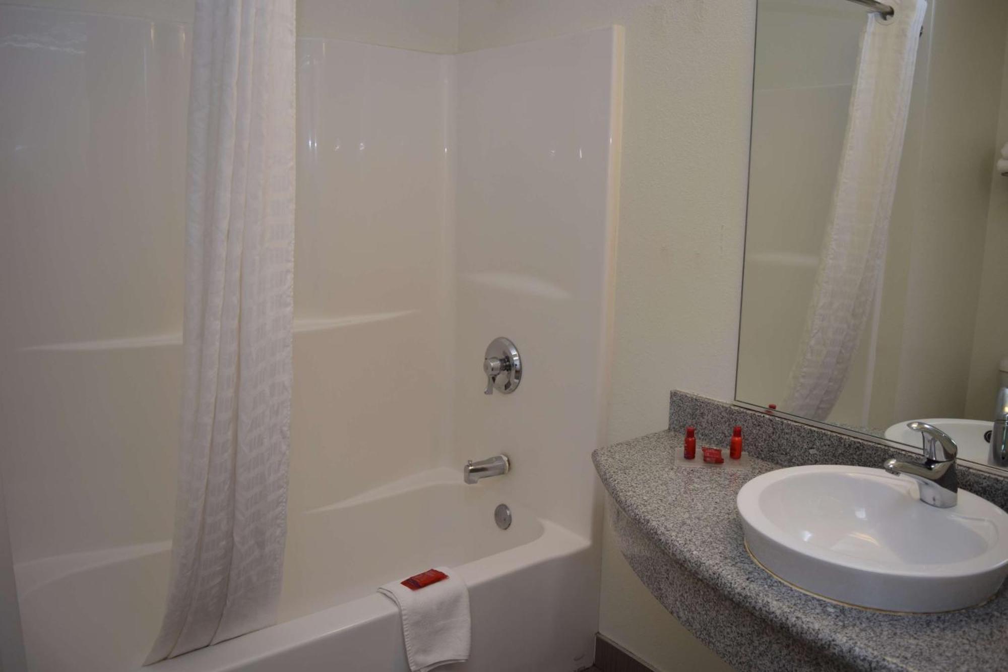 Surestay By Western East Hotel
